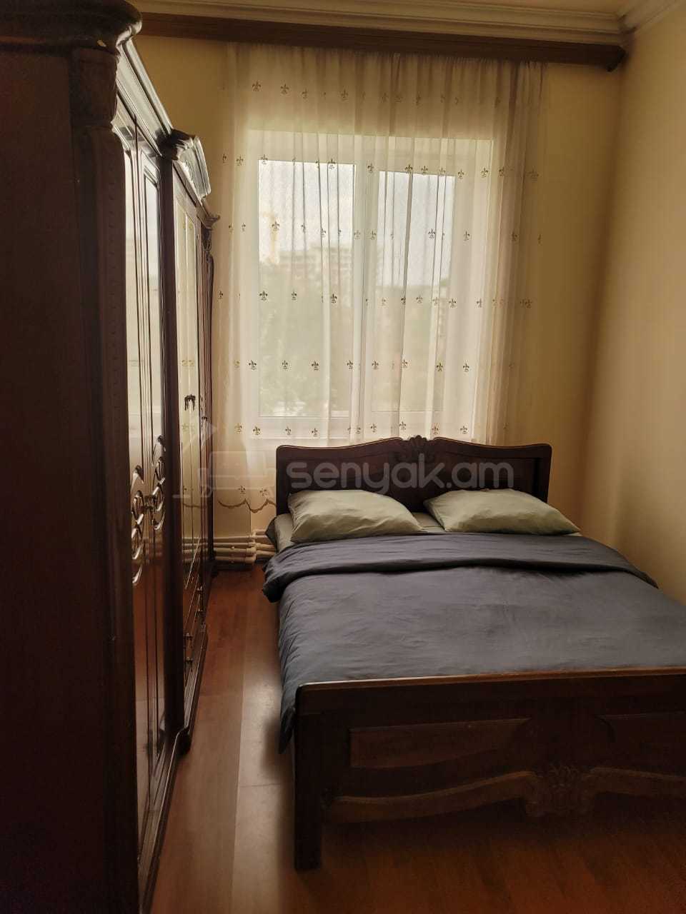 3 Սենյականոց Բնակարան Քարե Շենքում, 80քմ, 1/1 հարկ, Դիզայներական Վերանորոգված, Կահավորված, Արևկող