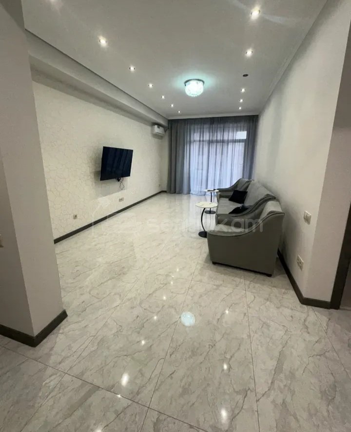 2 Սենյականոց Բնակարան Նորակառույցում, 78քմ, 9/18 հարկ, Դիզայներական Վերանորոգված, Կահավորված, Արևկող