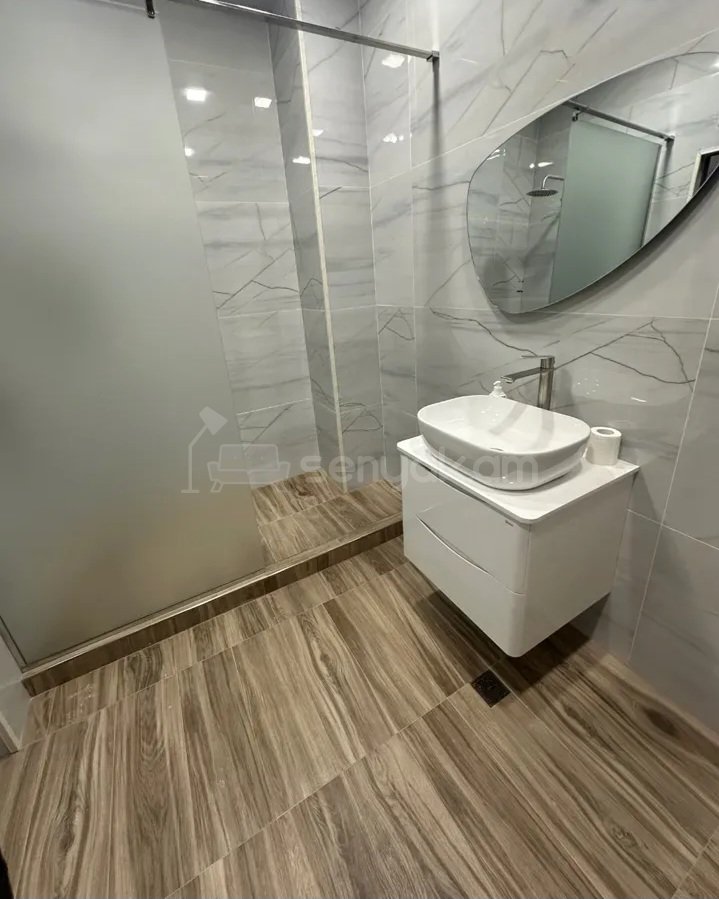 2 Սենյականոց Բնակարան Նորակառույցում, 78քմ, 9/18 հարկ, Դիզայներական Վերանորոգված, Կահավորված, Արևկող