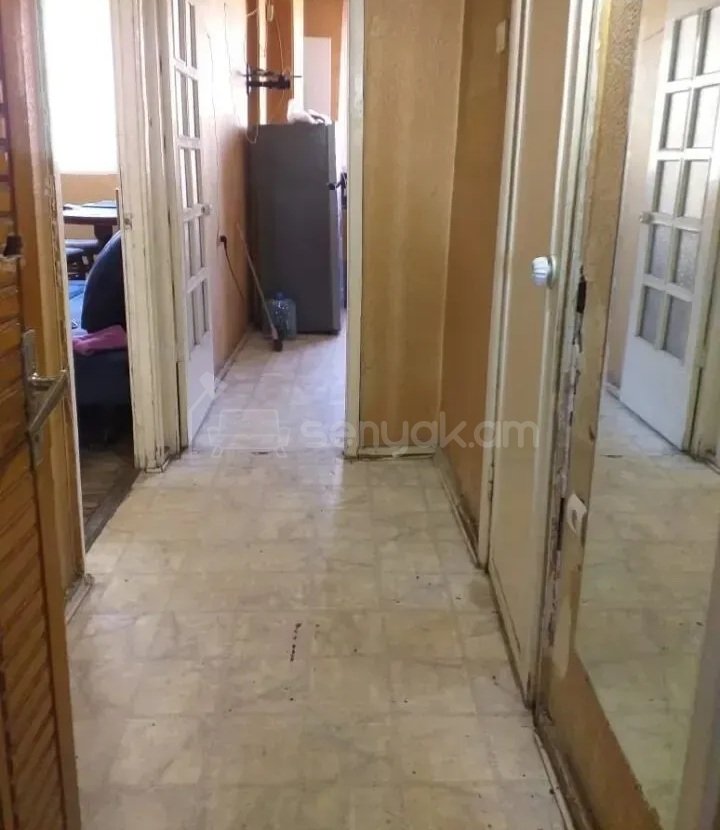 2 Սենյականոց Բնակարան Քարե Շենքում, 58քմ, 1/5 հարկ, Կապիտալ Վերանորոգված