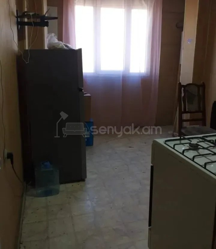 2 Սենյականոց Բնակարան Քարե Շենքում, 58քմ, 1/5 հարկ, Կապիտալ Վերանորոգված