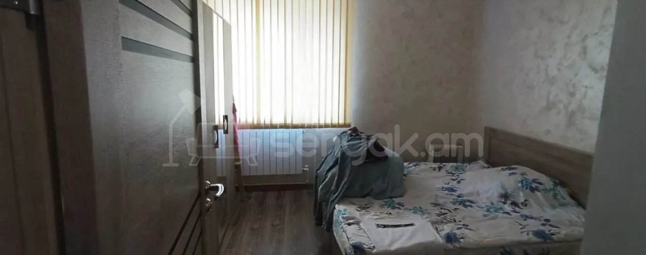 2 Սենյականոց Բնակարան Քարե Շենքում, 58քմ, 1/5 հարկ, Կապիտալ Վերանորոգված