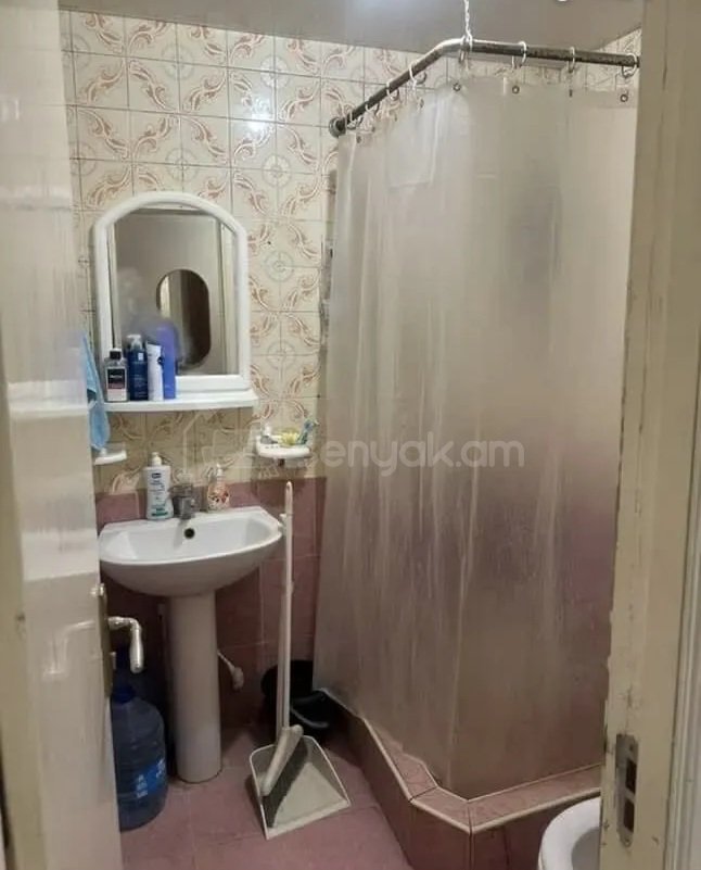 2 Սենյականոց Բնակարան, 70քմ, 5/9 հարկ, Կոսմետիկ Վերանորոգված