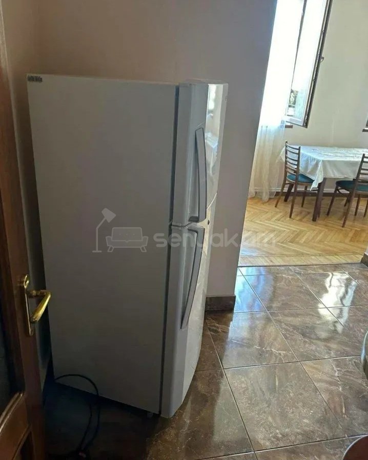 1 Սենյականոց Բնակարան Քարե Շենքում, 50քմ, 2/5 հարկ, Կապիտալ Վերանորոգված, Կահավորված