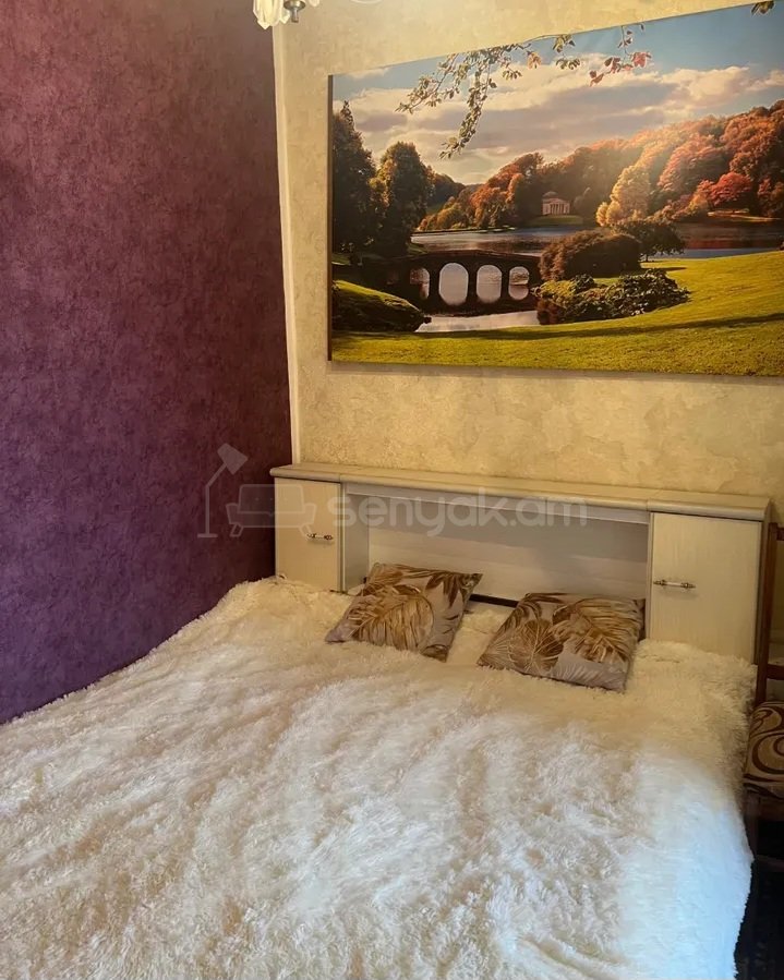 1 Սենյականոց Բնակարան Քարե Շենքում, 45քմ, 4/5 հարկ, Դիզայներական Վերանորոգված, Կահավորված