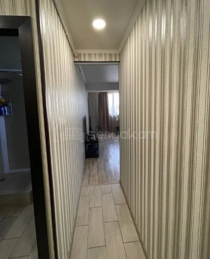 2 Սենյականոց Բնակարան Քարե Շենքում, 45քմ, 5/5 հարկ, Կապիտալ Վերանորոգված, Կահավորված