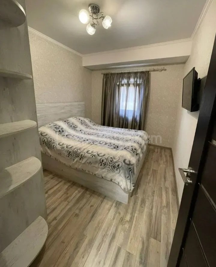 2 Սենյականոց Բնակարան Քարե Շենքում, 45քմ, 5/5 հարկ, Կապիտալ Վերանորոգված, Կահավորված