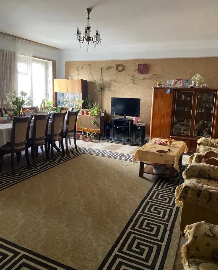 3 Սենյականոց Բնակարան Քարե Շենքում, 87քմ, 5/5 հարկ, Կոսմետիկ Վերանորոգված