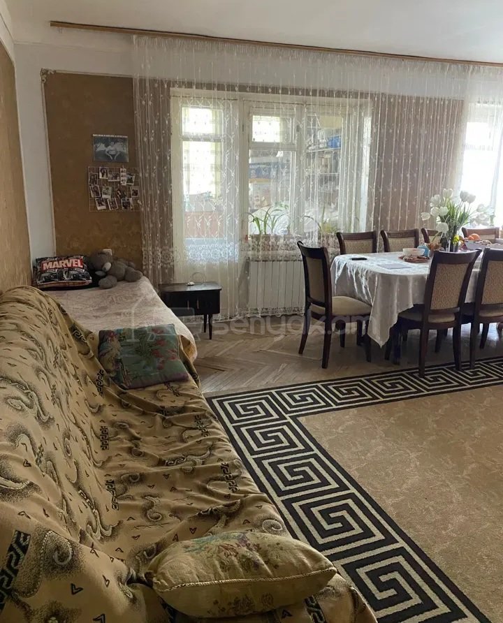 3 Սենյականոց Բնակարան Քարե Շենքում, 87քմ, 5/5 հարկ, Կոսմետիկ Վերանորոգված