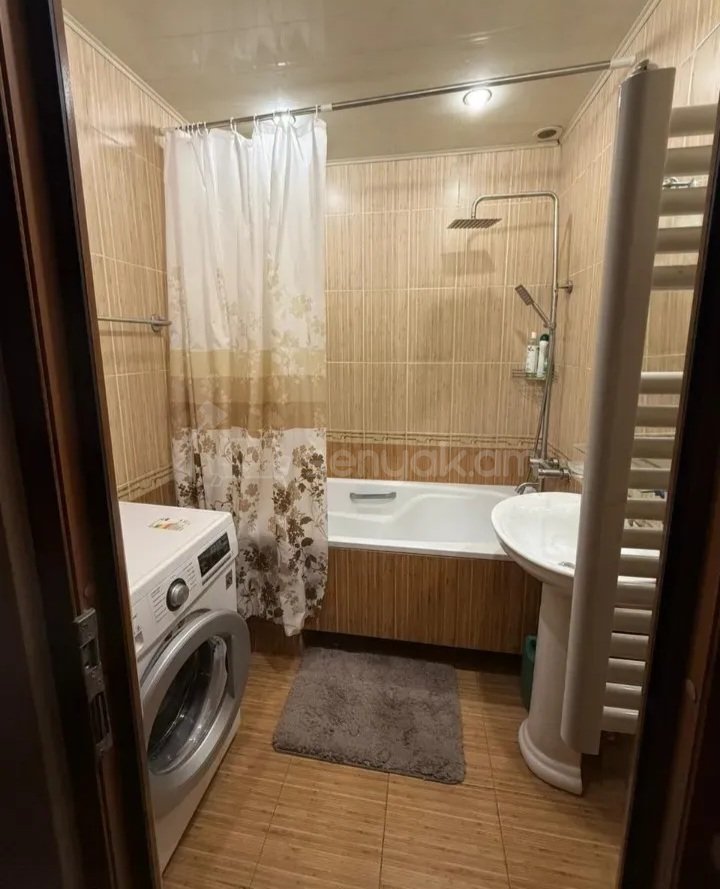 3 Սենյականոց Բնակարան, 78քմ, 10/14 հարկ, Կապիտալ Վերանորոգված