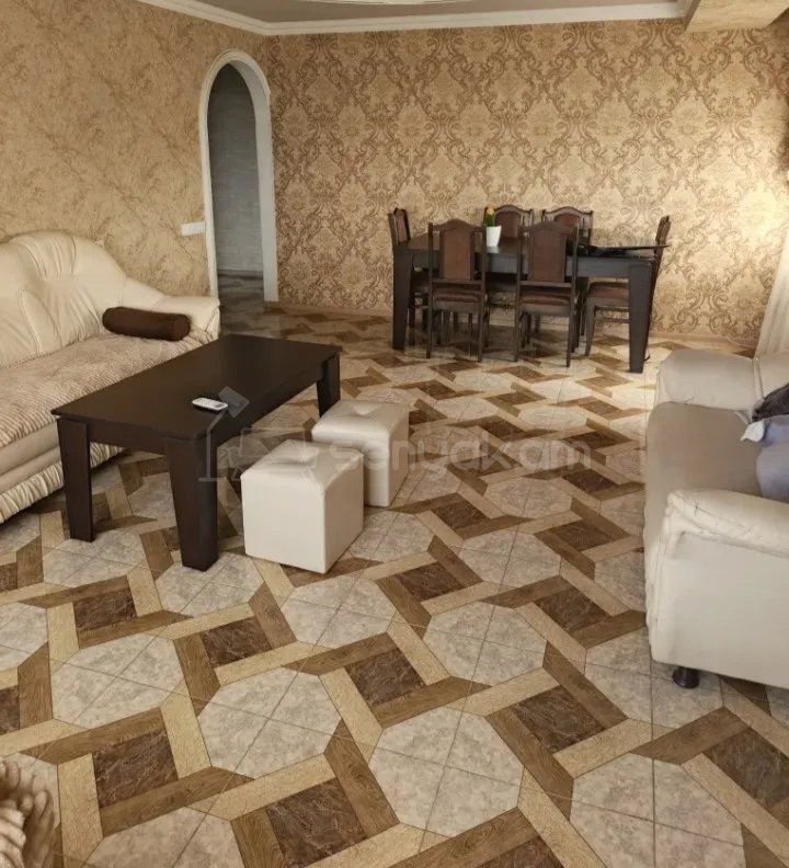 3 Սենյականոց Բնակարան Քարե Շենքում, 78քմ, 6/9 հարկ, Կապիտալ Վերանորոգված, Կահավորված, Արևկող