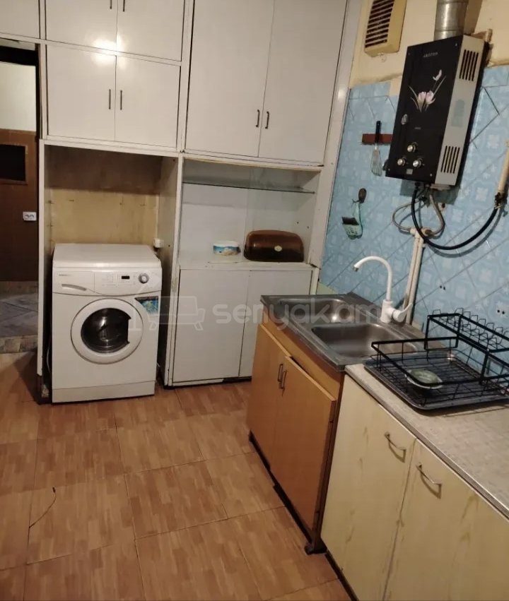 2 Սենյականոց Բնակարան Քարե Շենքում, 54քմ, 4/6 հարկ, Նորմալ Վիճակում, Կահավորված