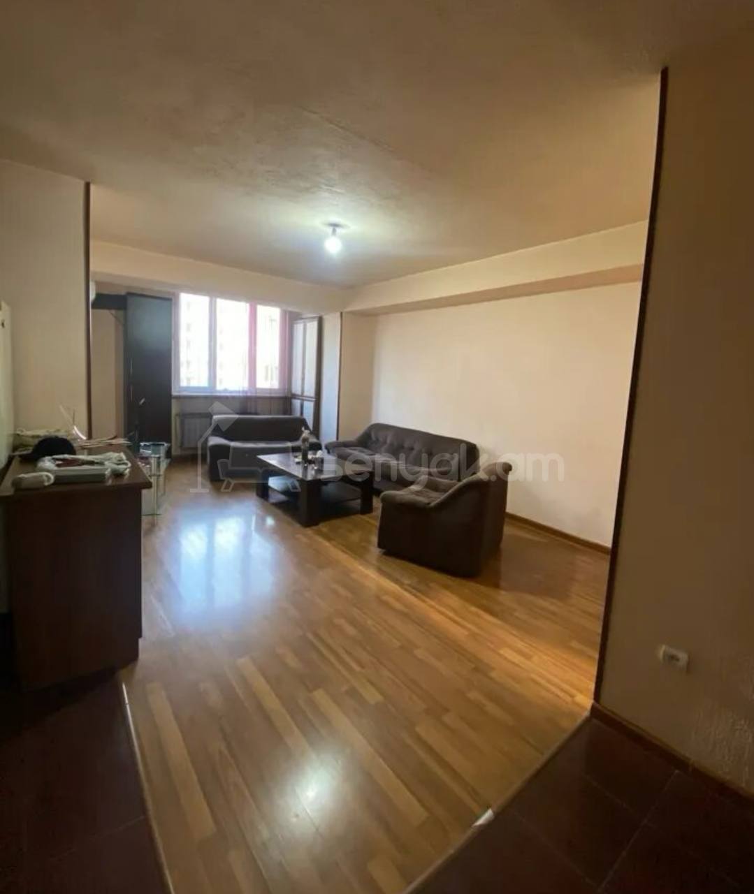 2 Սենյականոց Բնակարան, 42քմ, 4/9 հարկ, Կապիտալ Վերանորոգված, Կահավորված