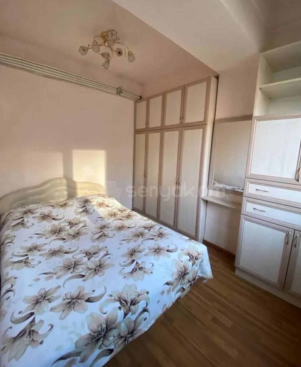 2 Սենյականոց Բնակարան, 42քմ, 4/9 հարկ, Կոսմետիկ Վերանորոգված, Կահավորված