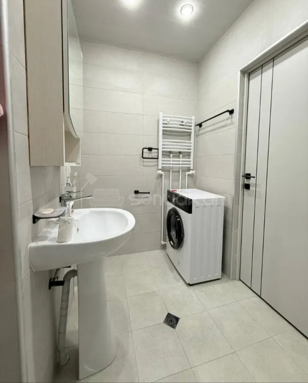 2 Սենյականոց Բնակարան Նորակառույցում, 56քմ, 5/14 հարկ, Կապիտալ Վերանորոգված, Կահավորված, Արևկող