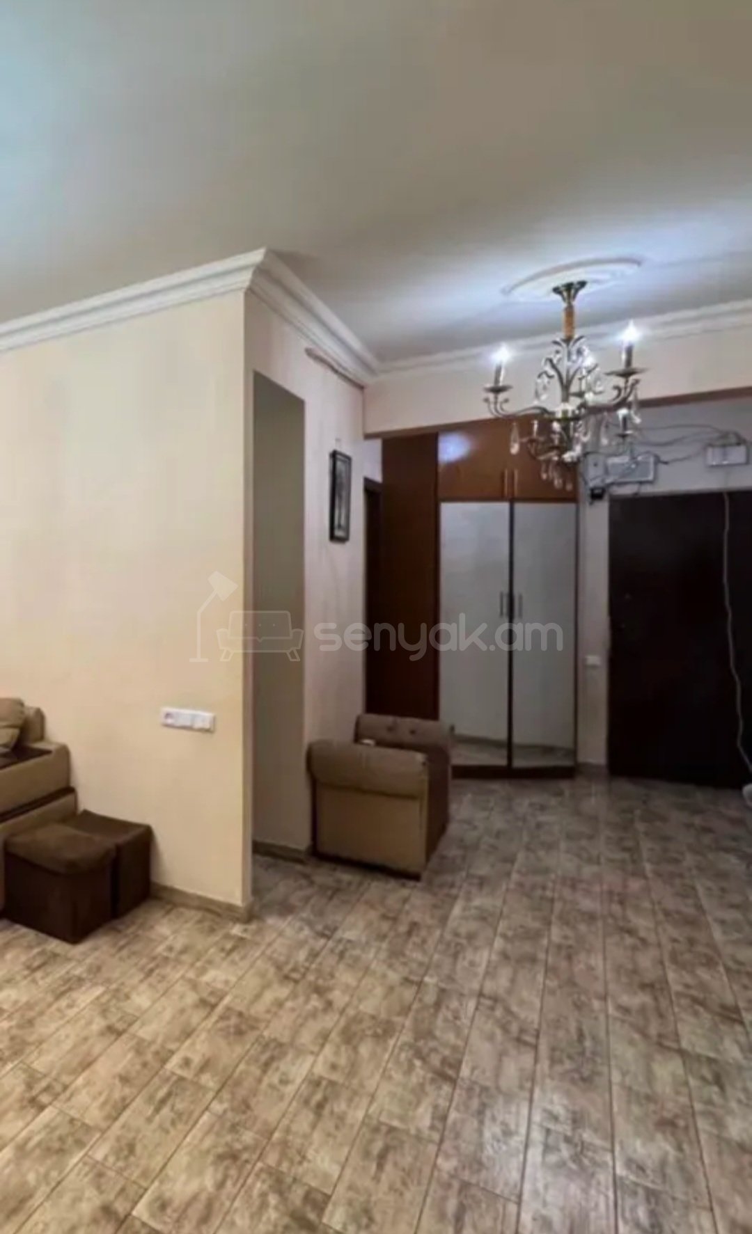 4 Սենյականոց Բնակարան, 80քմ, 3/9 հարկ, Կապիտալ Վերանորոգված, Կահավորված