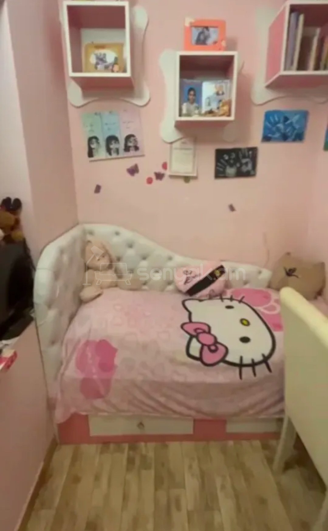 4 Սենյականոց Բնակարան, 80քմ, 3/9 հարկ, Կապիտալ Վերանորոգված, Կահավորված, Արևկող