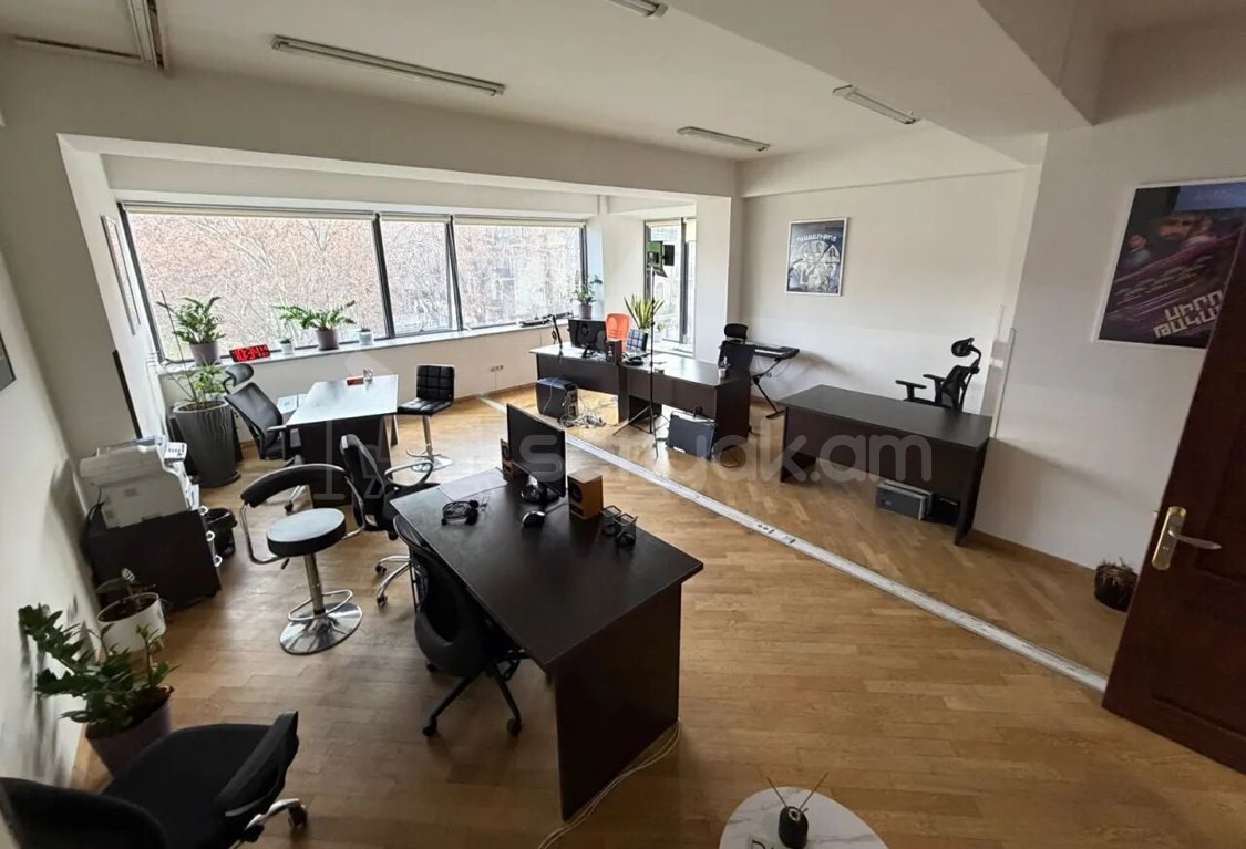 Նորակառույց Օֆիսային Տարածք, 165քմ