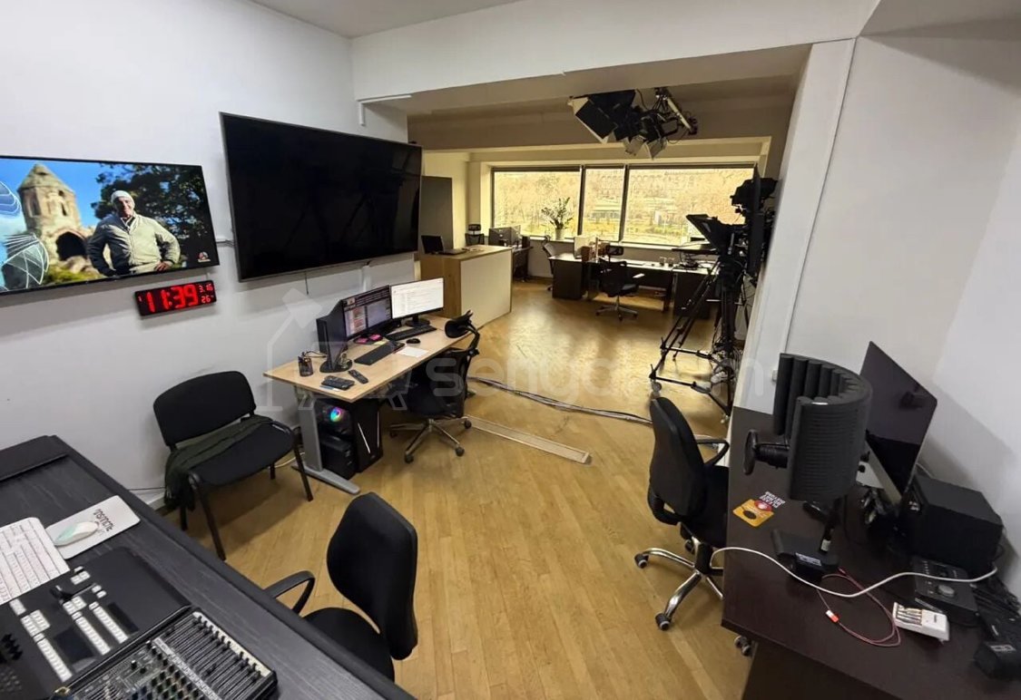 Նորակառույց Օֆիսային Տարածք, 165քմ