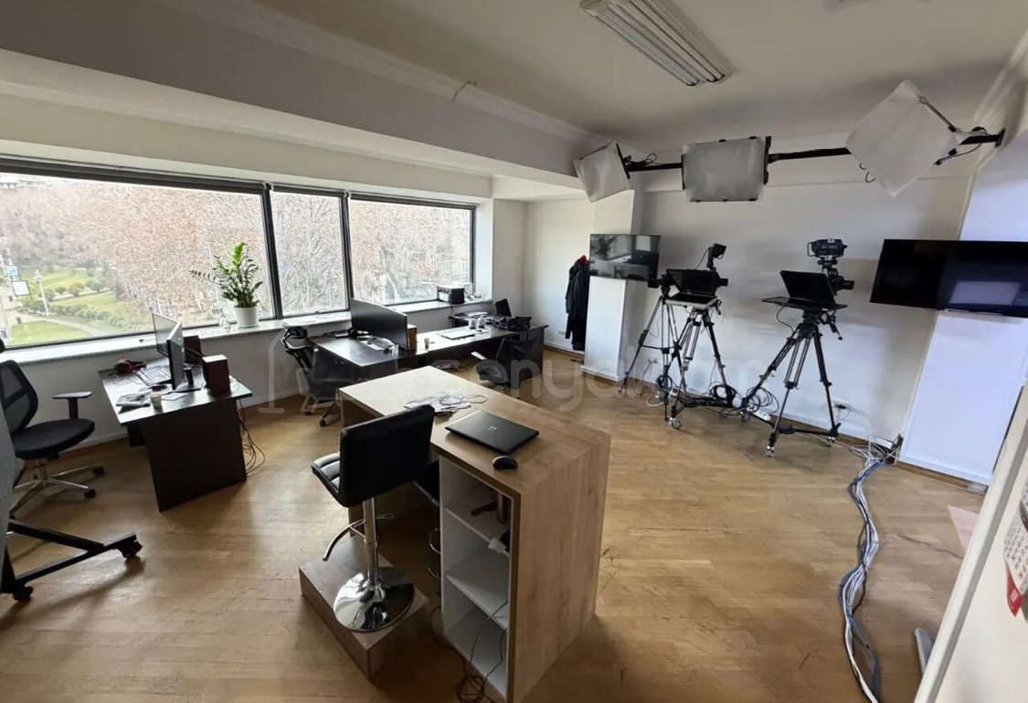 Նորակառույց Օֆիսային Տարածք, 165քմ