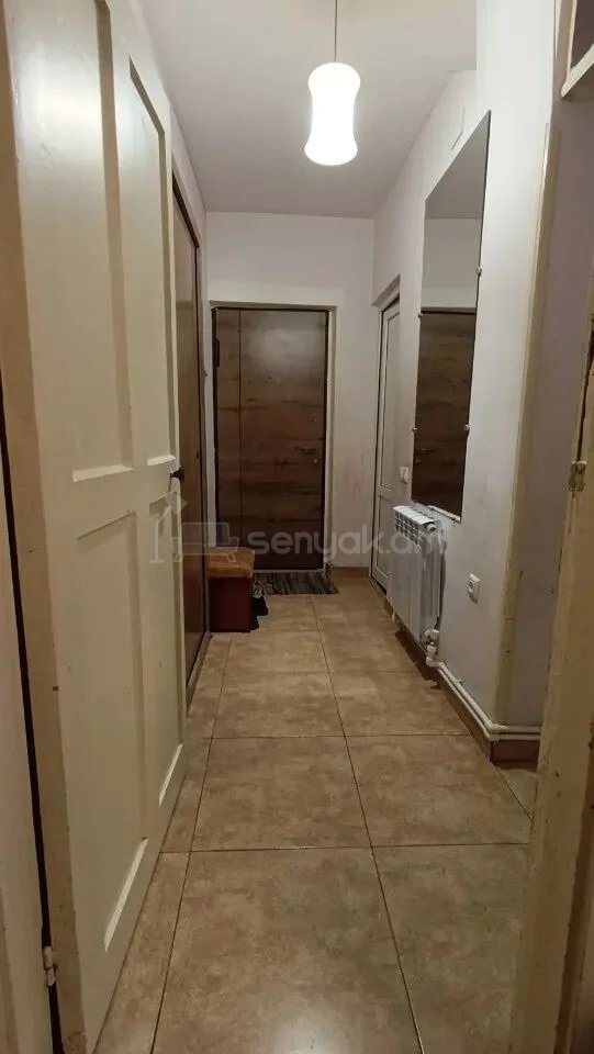 2 Սենյականոց Բնակարան Քարե Շենքում, 51քմ, 1/5 հարկ, Կապիտալ Վերանորոգված