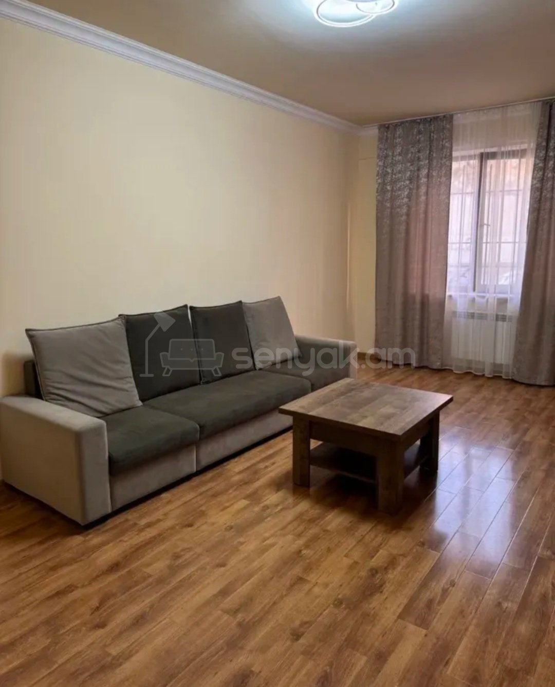 2 Սենյականոց Բնակարան Նորակառույցում, 65քմ, 1/17 հարկ, Կապիտալ Վերանորոգված, Կահավորված, Արևկող