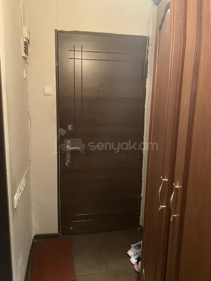 1 Սենյականոց Բնակարան, 37քմ, 3/5 հարկ, Կապիտալ Վերանորոգված