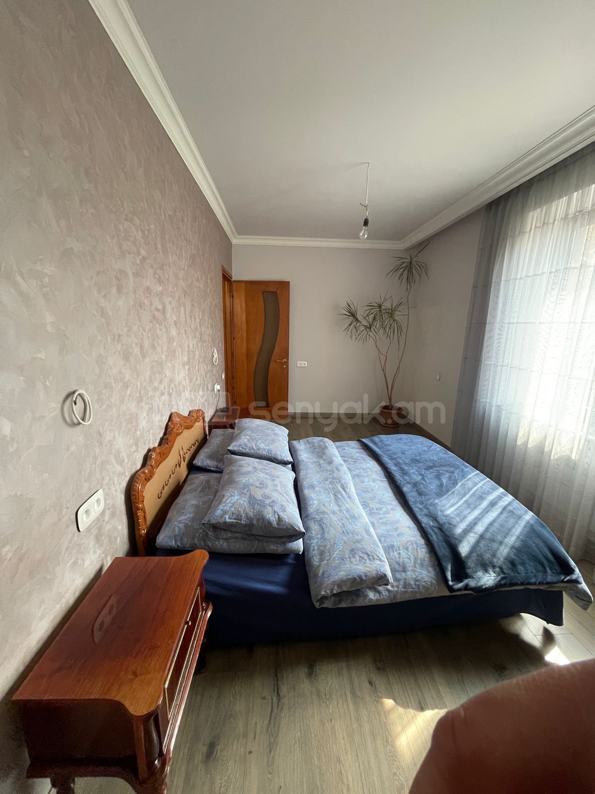 3 Սենյականոց Բնակարան Քարե Շենքում, 77քմ, 2/5 հարկ, Կապիտալ Վերանորոգված