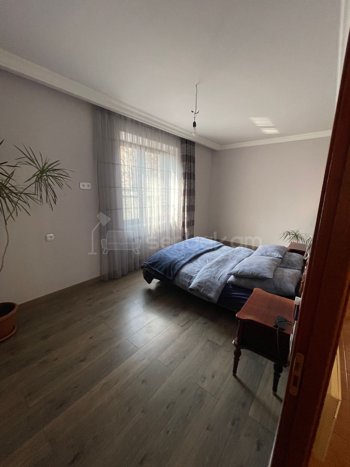 3 Սենյականոց Բնակարան Քարե Շենքում, 77քմ, 2/5 հարկ, Կապիտալ Վերանորոգված