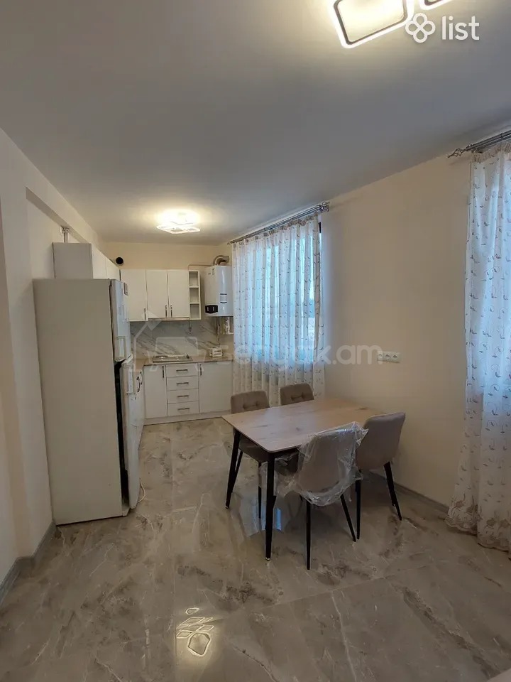 3 Սենյականոց Սեփական Տուն, 65քմ, Կապիտալ Վերանորոգված, Կահավորված