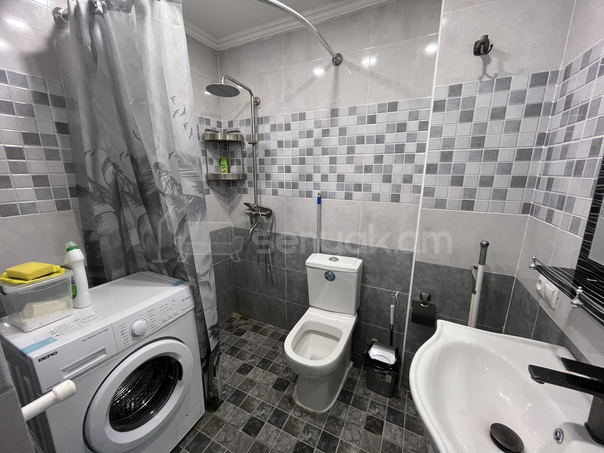 2 Սենյականոց Բնակարան Նորակառույցում, 45քմ, 1/3 հարկ, Կապիտալ Վերանորոգված