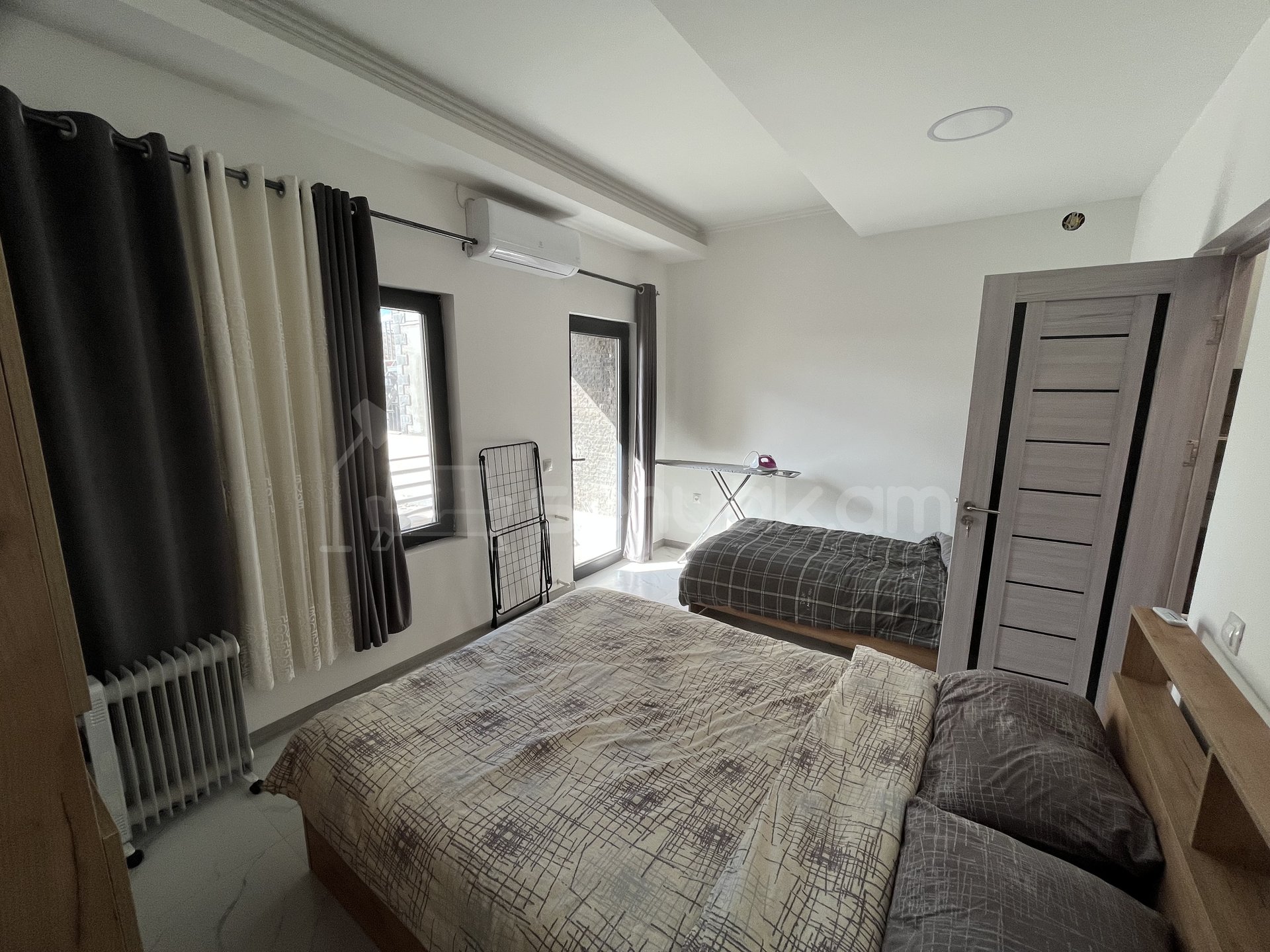 2 Սենյականոց Բնակարան Նորակառույցում, 45քմ, 1/3 հարկ, Կապիտալ Վերանորոգված