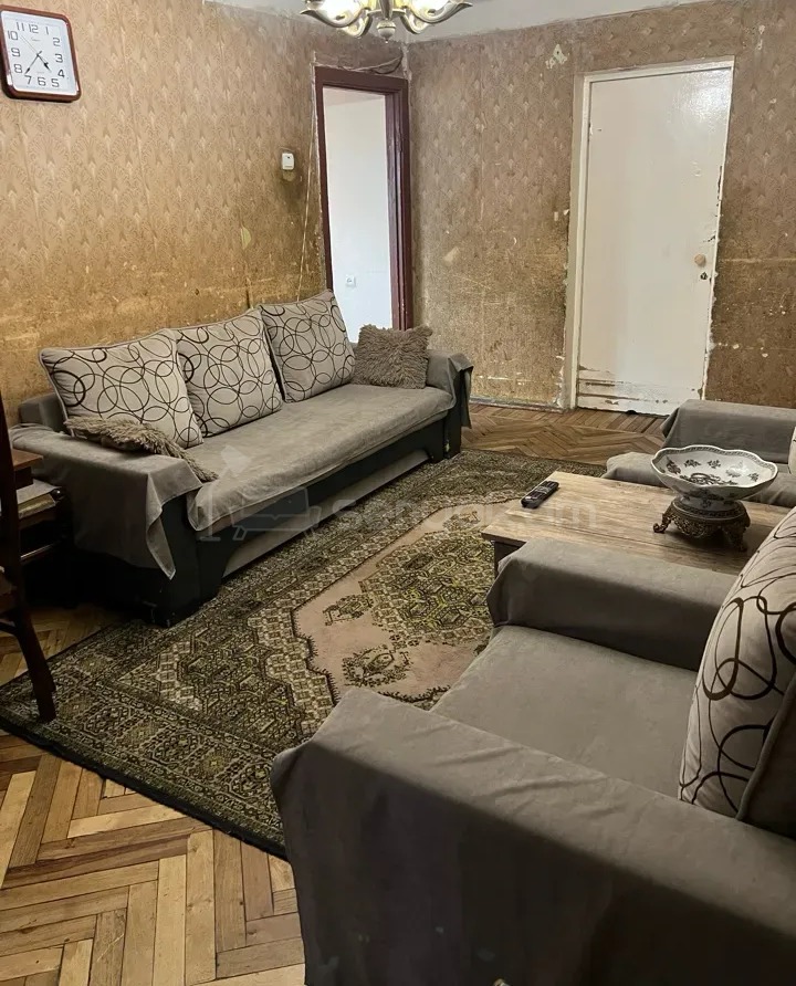 2 Սենյականոց Բնակարան Քարե Շենքում, 54քմ, 4/5 հարկ, Պետական Վիճակում