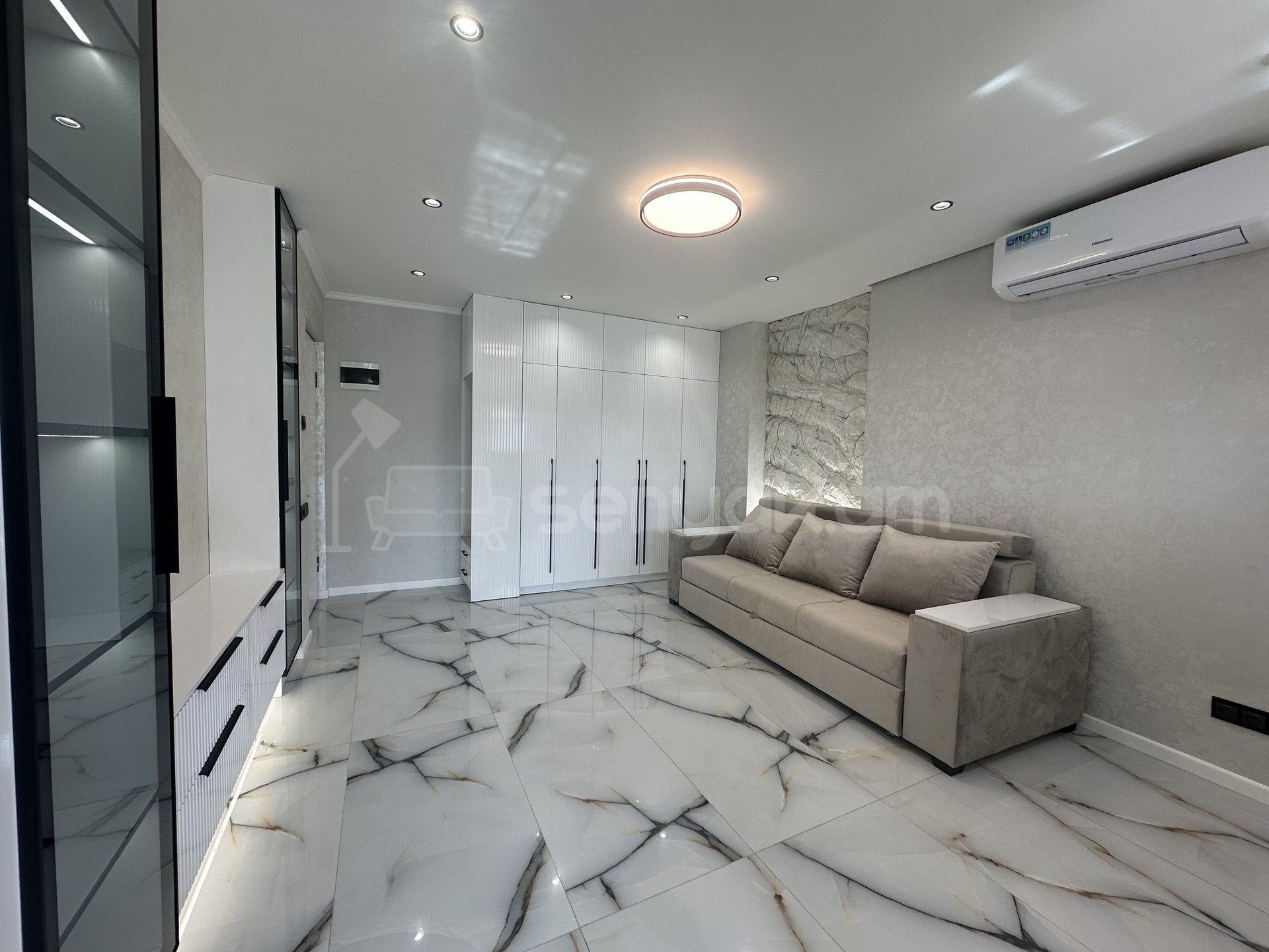 3 Սենյականոց Բնակարան, 67քմ, 8/12 հարկ, Դիզայներական Վերանորոգված, Կահավորված, Արևկող