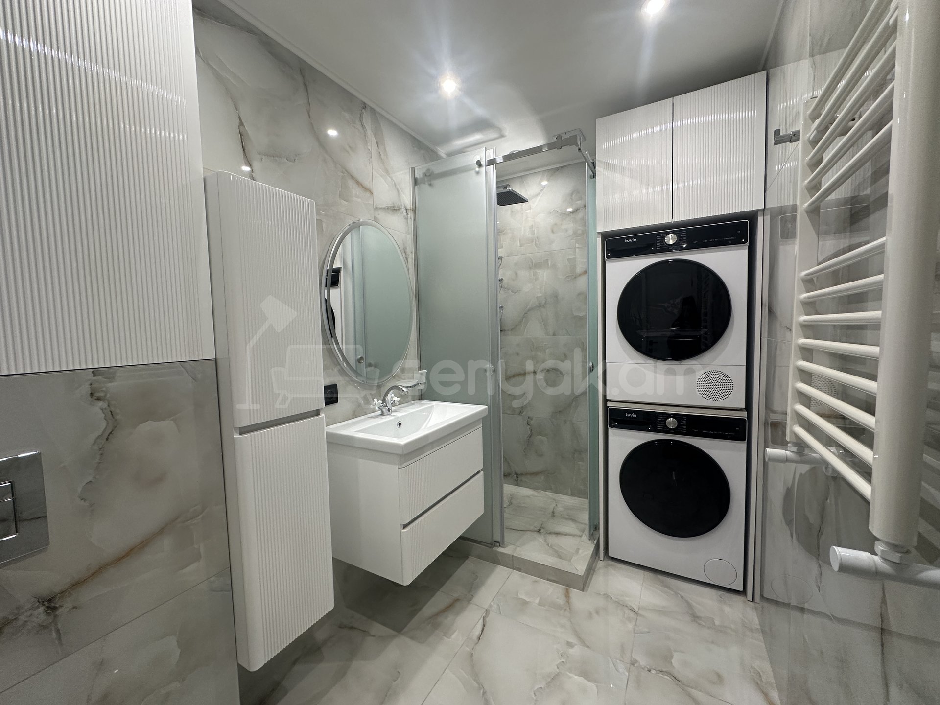 3 Սենյականոց Բնակարան, 67քմ, 8/12 հարկ, Դիզայներական Վերանորոգված, Կահավորված, Արևկող