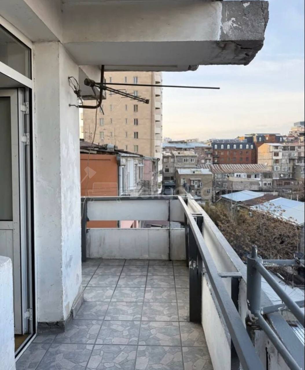 3 Սենյականոց Բնակարան, 76քմ, 5/14 հարկ, Կապիտալ Վերանորոգված, Կահավորված, Արևկող