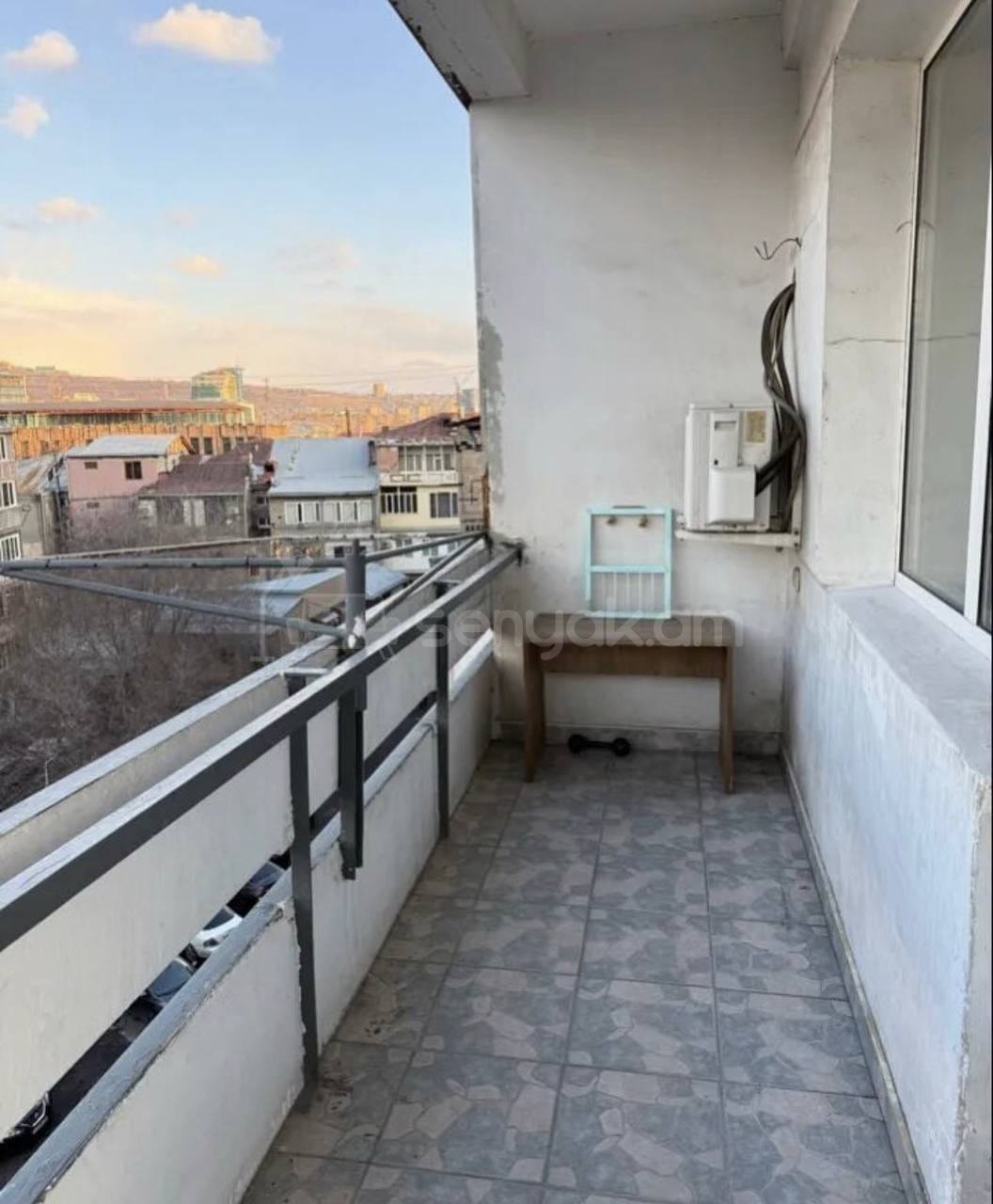 3 Սենյականոց Բնակարան, 76քմ, 5/14 հարկ, Կապիտալ Վերանորոգված, Կահավորված, Արևկող