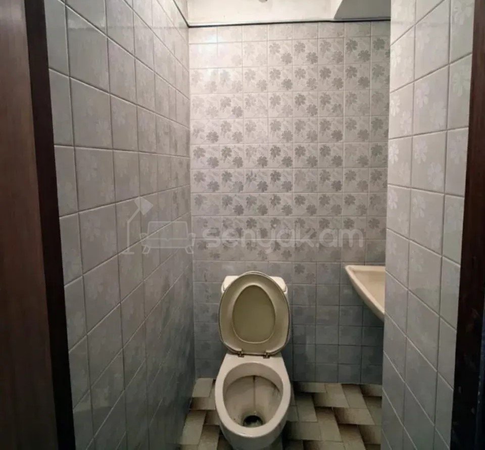 3 Սենյականոց Բնակարան, 97քմ, 10/14 հարկ, Նորմալ Վիճակում