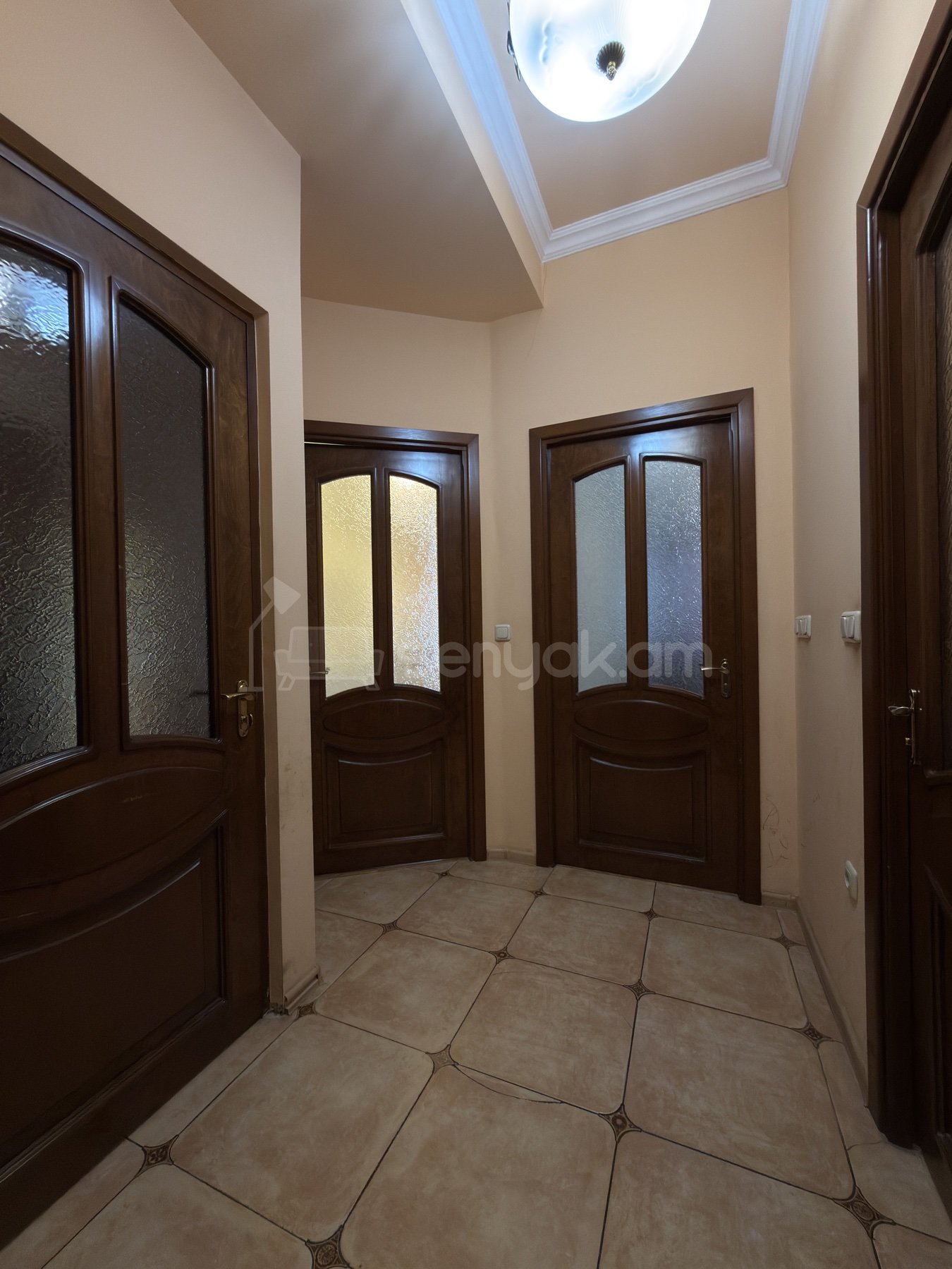 3 Սենյականոց Բնակարան Նորակառույցում, 124քմ, 2/14 հարկ, Նորմալ Վիճակում