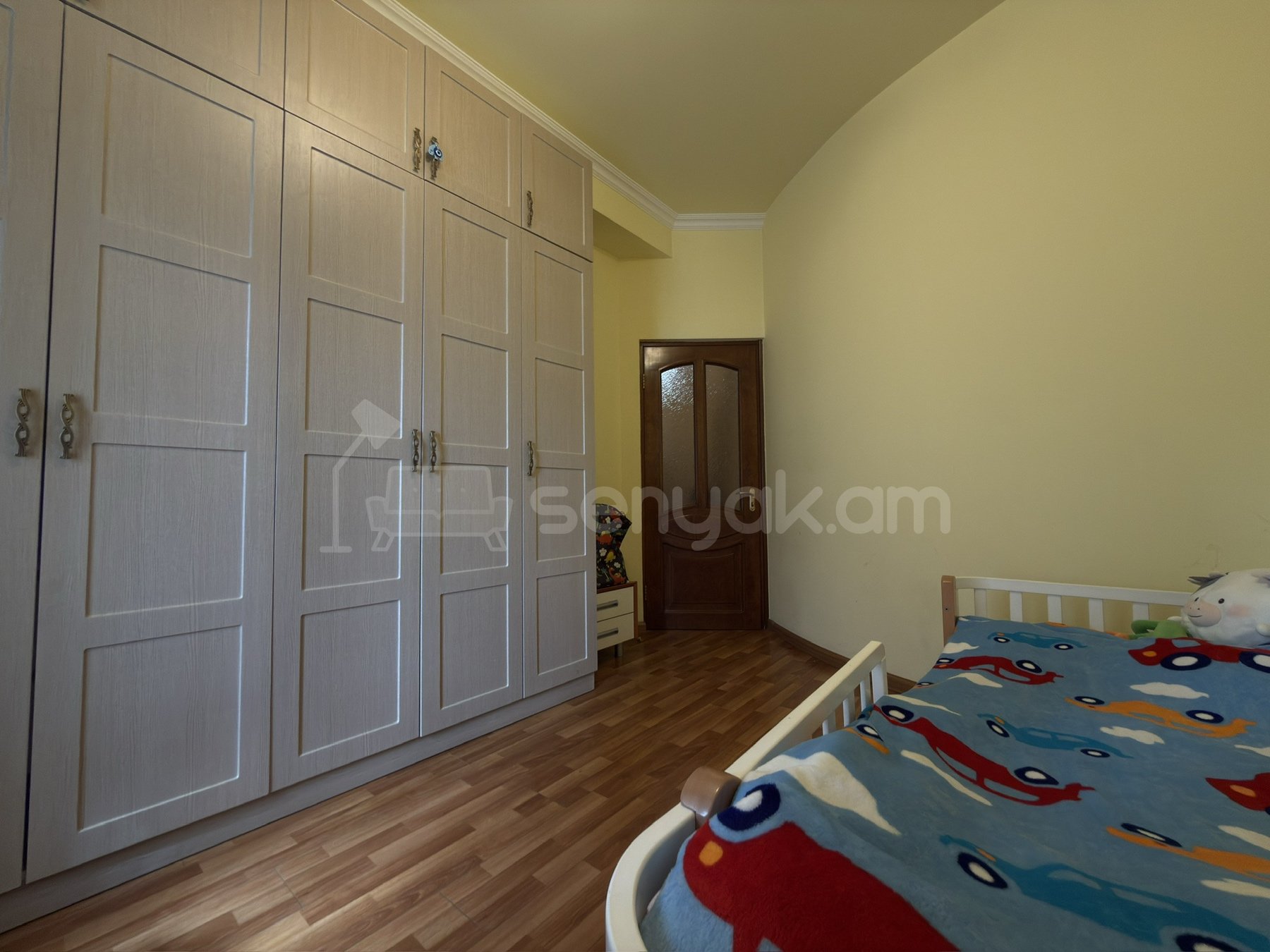 3 Սենյականոց Բնակարան Նորակառույցում, 124քմ, 2/14 հարկ, Նորմալ Վիճակում