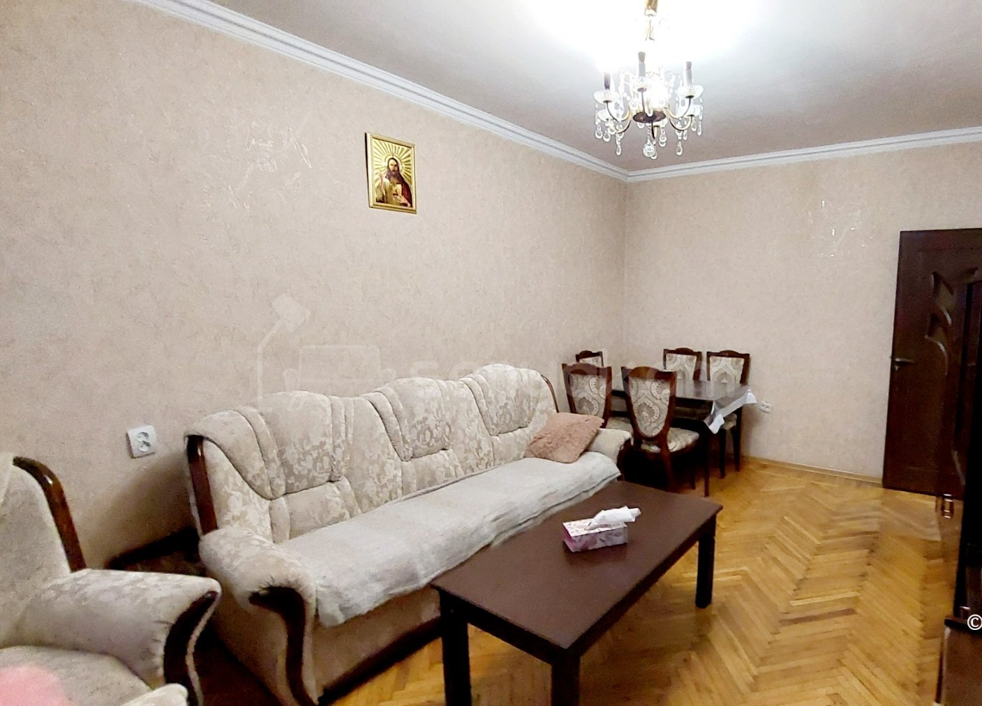 2 Սենյականոց Բնակարան Քարե Շենքում, 75քմ, 2/5 հարկ, Նորմալ Վիճակում, Կահավորված, Արևկող