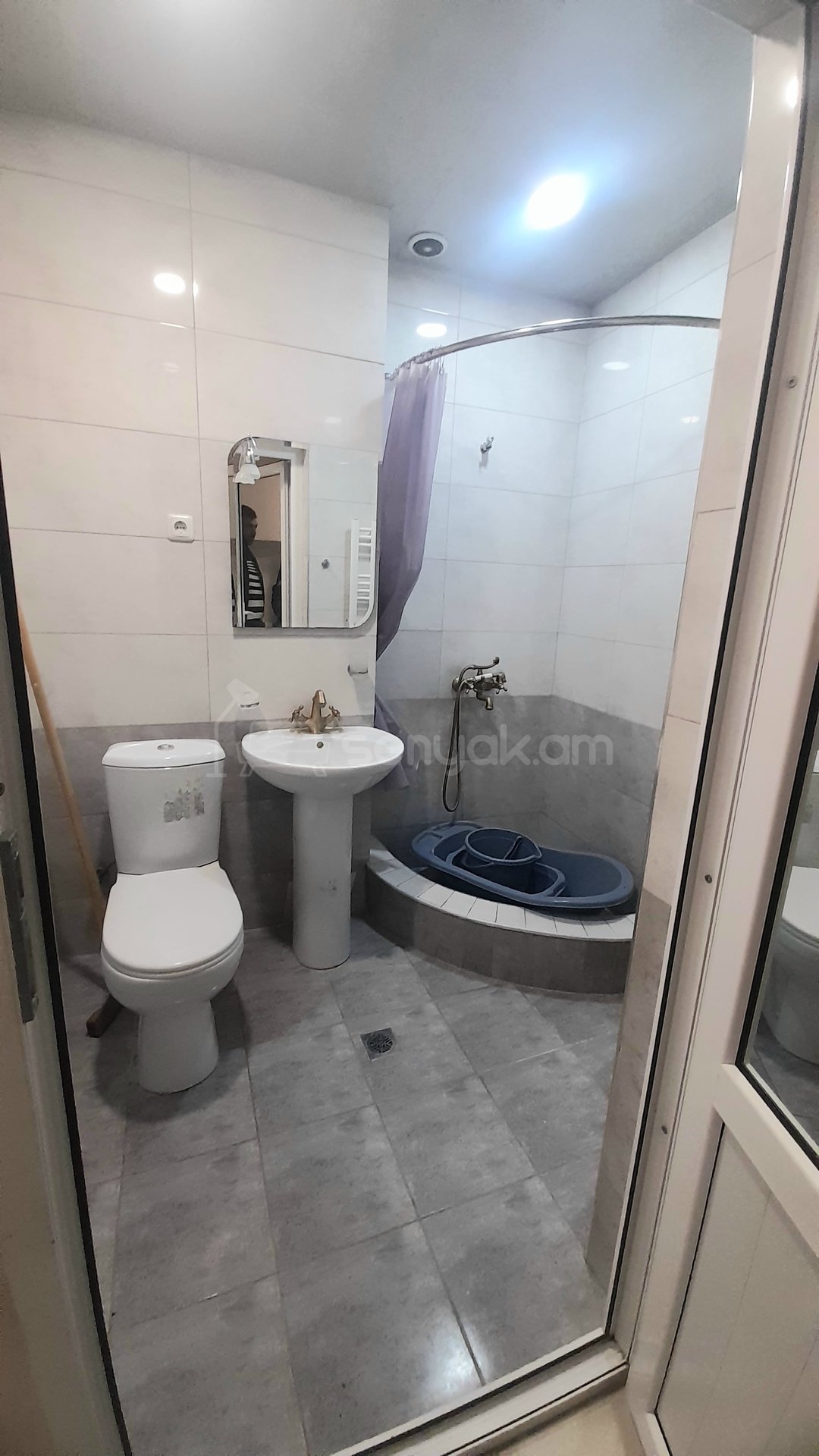 2 Սենյականոց Բնակարան Քարե Շենքում, 75քմ, 2/5 հարկ, Կապիտալ Վերանորոգված, Կահավորված, Արևկող