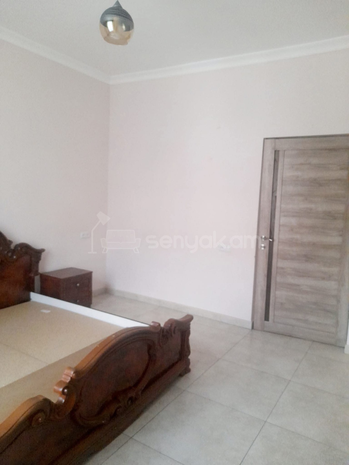 2 Սենյականոց Բնակարան Քարե Շենքում, 75քմ, 2/5 հարկ, Կապիտալ Վերանորոգված, Կահավորված, Արևկող