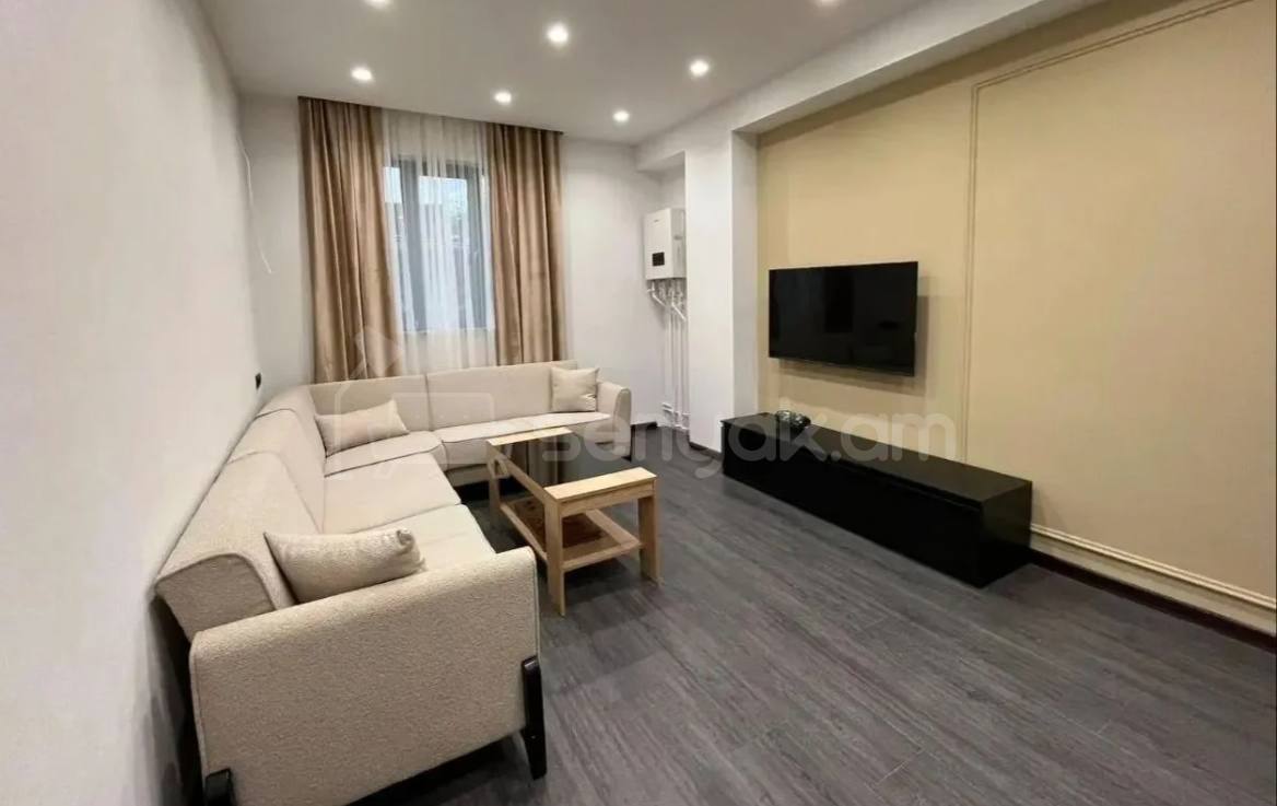 2 Սենյականոց Բնակարան, 51քմ, 1/9 հարկ, Կապիտալ Վերանորոգված, Կահավորված, Արևկող