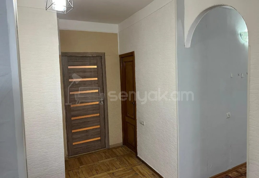 2 Սենյականոց Բնակարան, 65քմ, 4/9 հարկ, Կապիտալ Վերանորոգված, Կահավորված, Արևկող