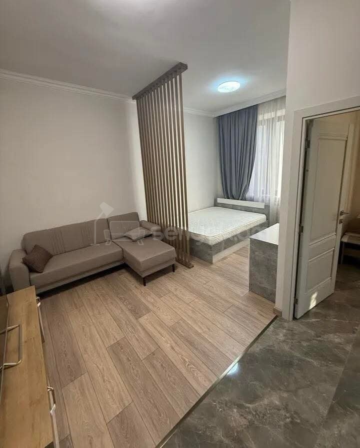 1 Սենյականոց Բնակարան Քարե Շենքում, 61քմ, 2/5 հարկ, Կապիտալ Վերանորոգված, Կահավորված, Արևկող