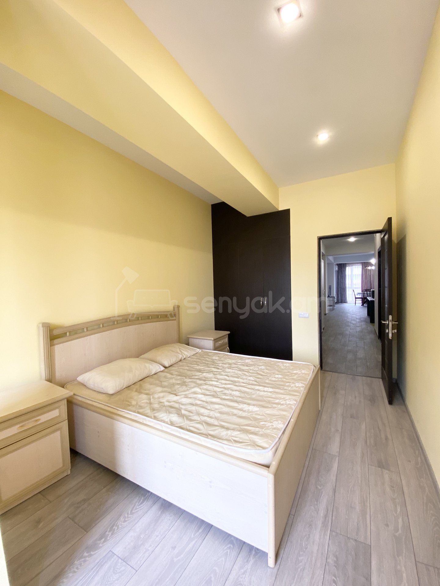 3 Սենյականոց Բնակարան Նորակառույցում, 96քմ, 3/6 հարկ, Կապիտալ Վերանորոգված, Կահավորված, Արևկող