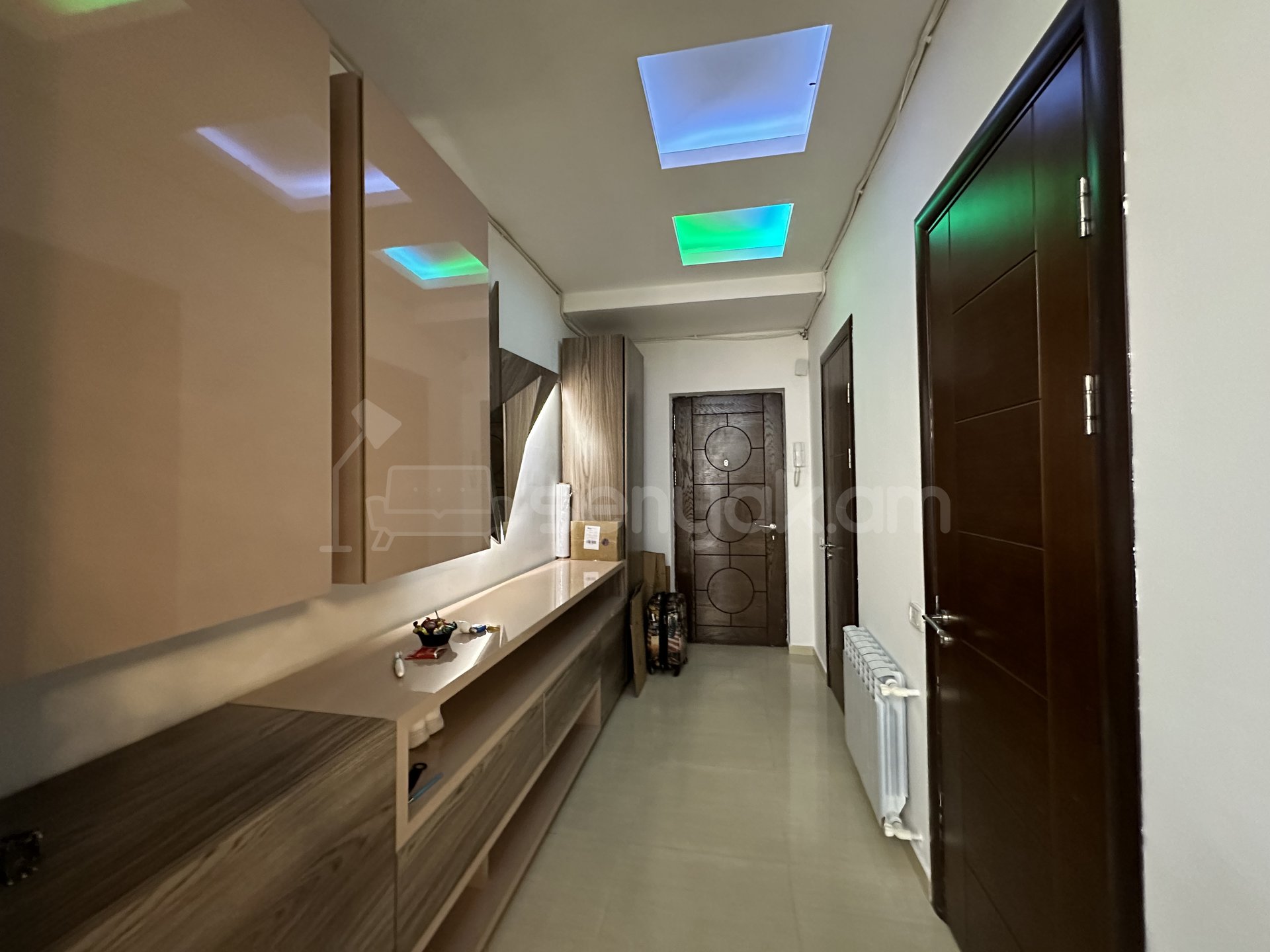 3 Սենյականոց Բնակարան Նորակառույցում, 98քմ, 4/10 հարկ, Կապիտալ Վերանորոգված