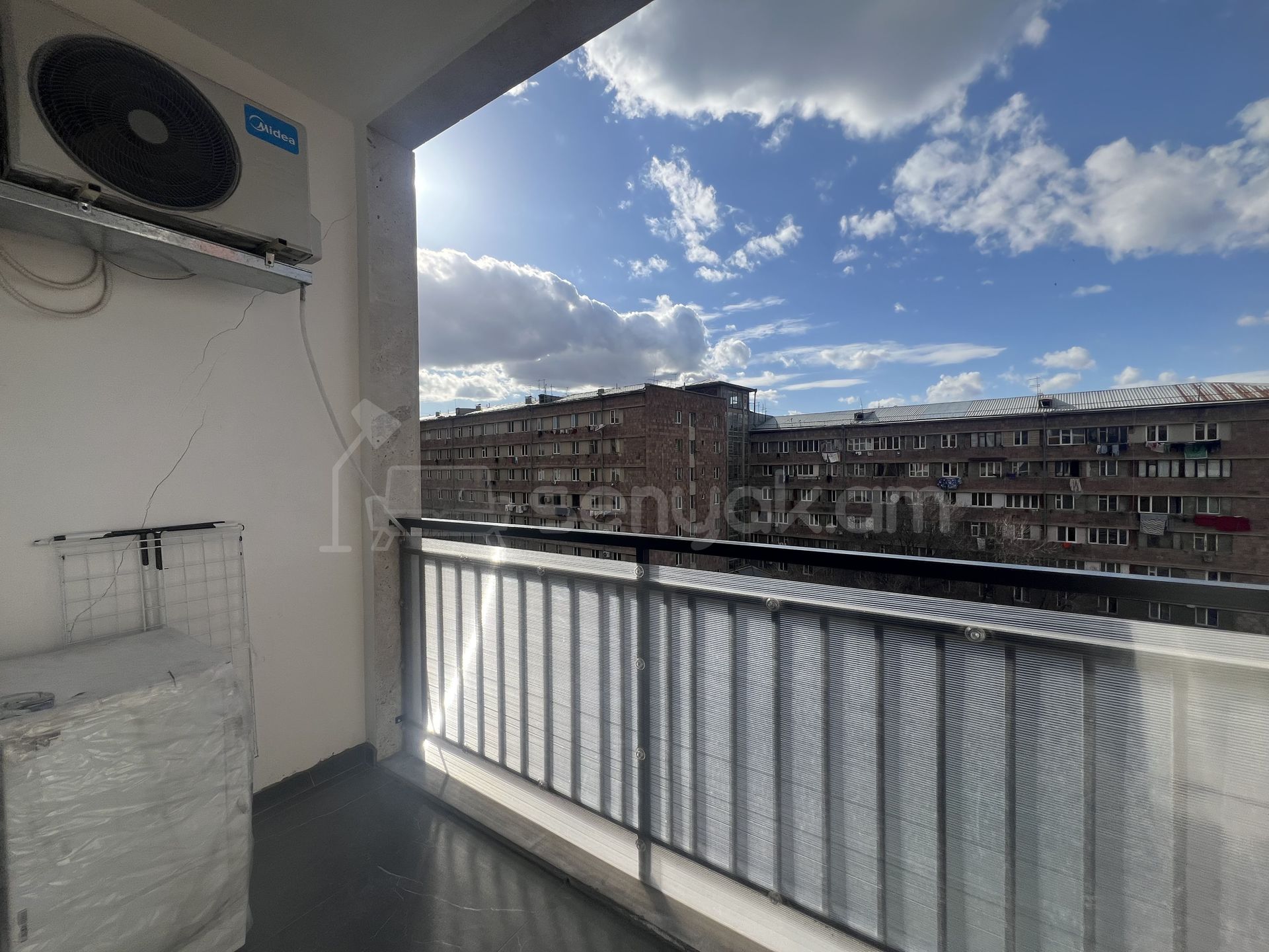 2 Սենյականոց Բնակարան Նորակառույցում, 45քմ, 3/11 հարկ, Կապիտալ Վերանորոգված