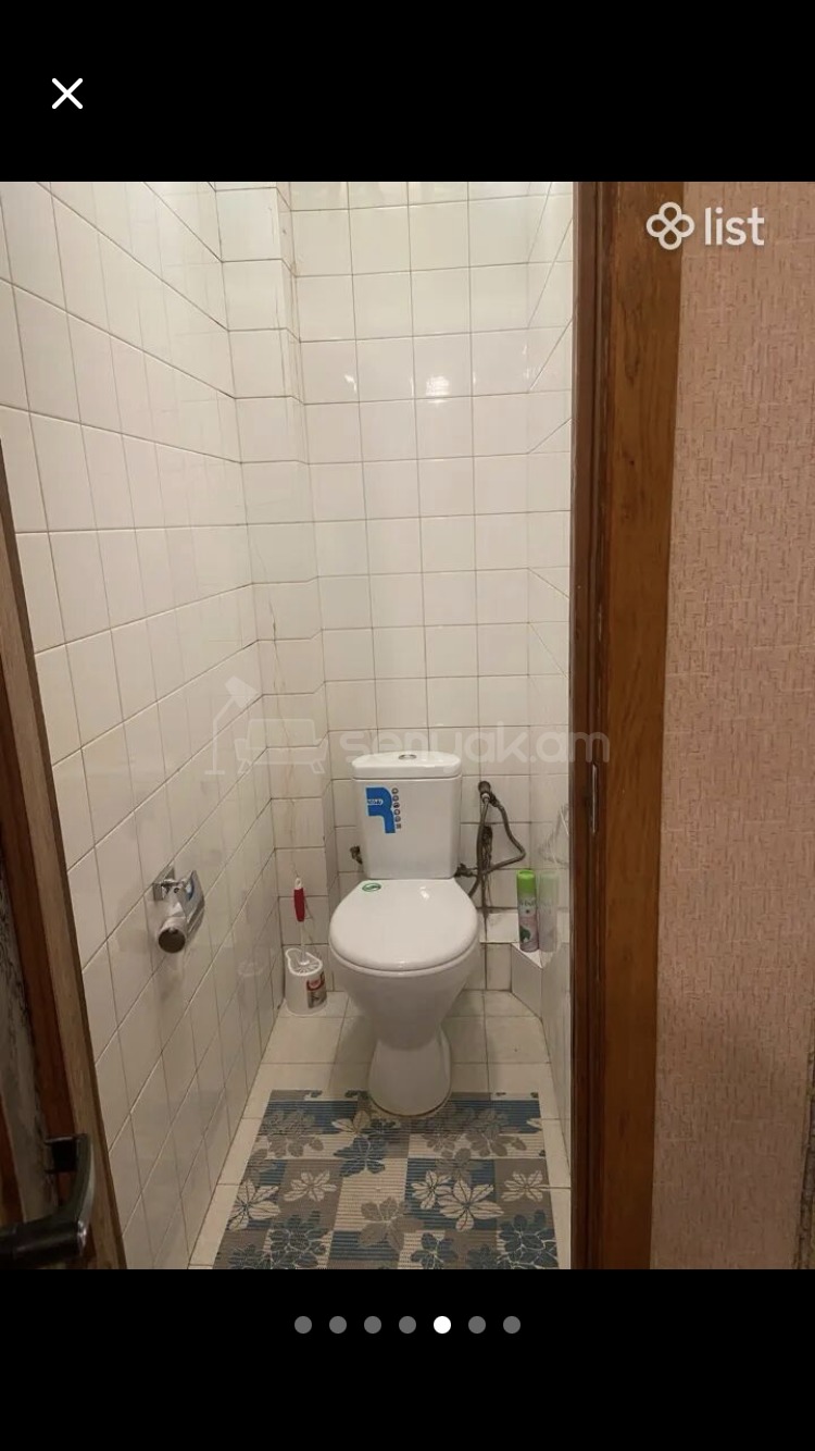 3 Սենյականոց Բնակարան Քարե Շենքում, 79քմ, 1/5 հարկ, Նորմալ Վիճակում, Կահավորված, Արևկող